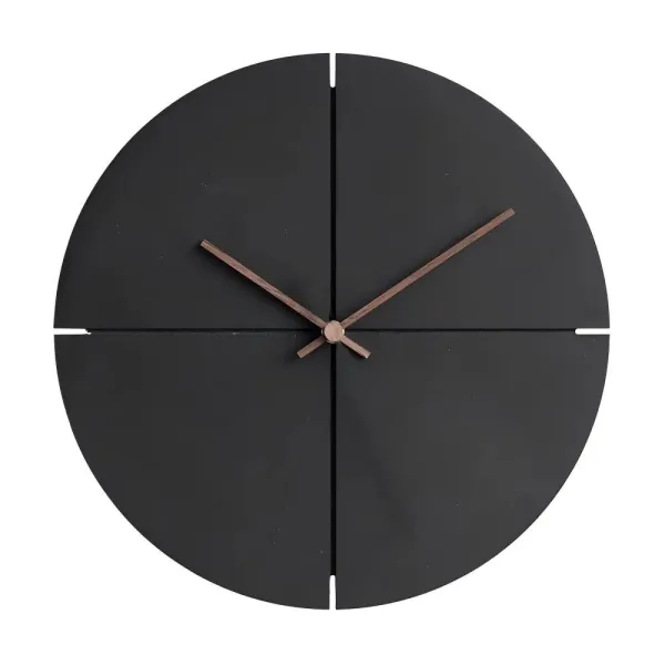 Horloge Murale en Bois Nordique